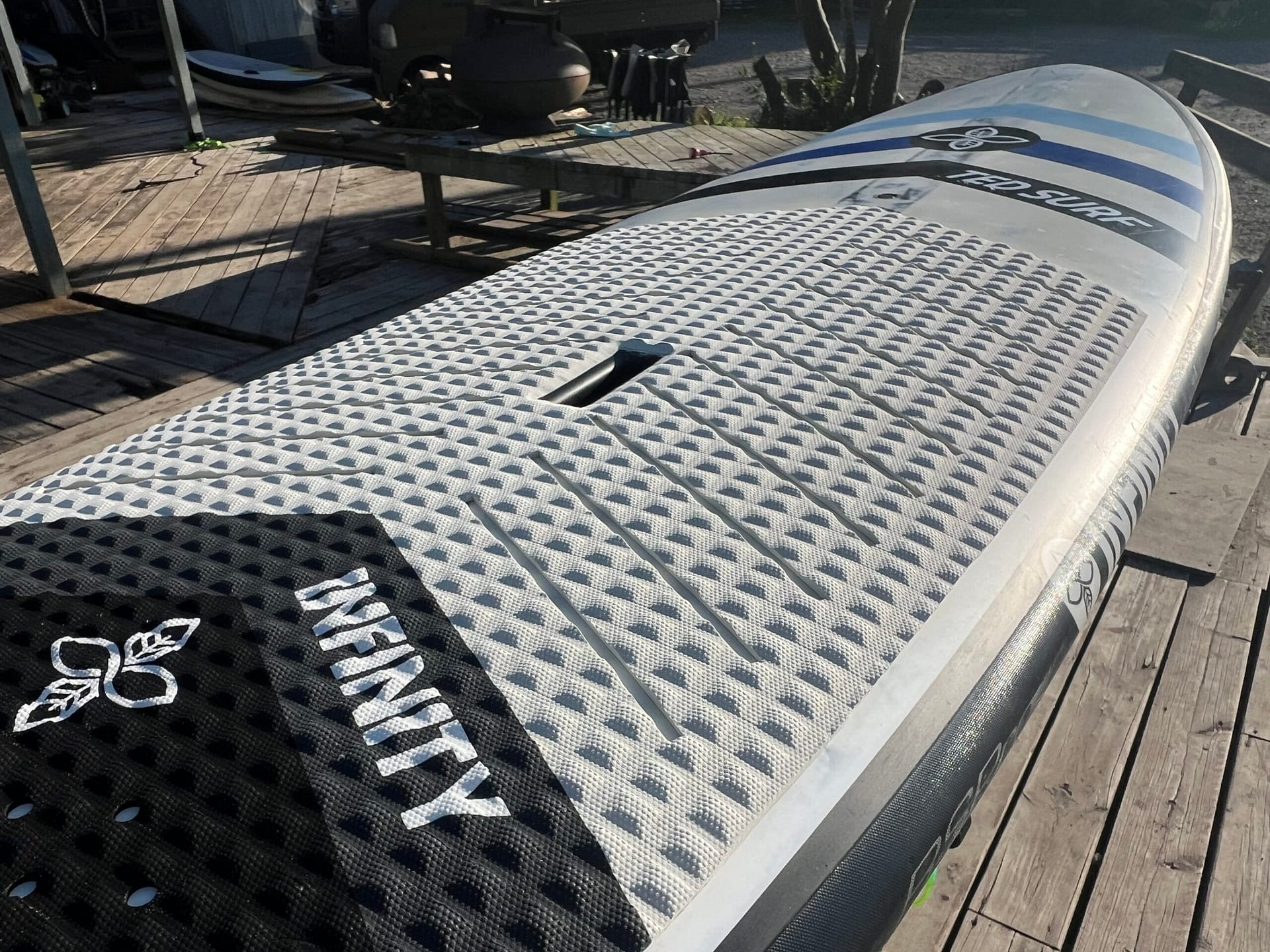 INFINITY NEW DEAL 9'0″ × 28″ / 104L | TED OCEAN SPORTS