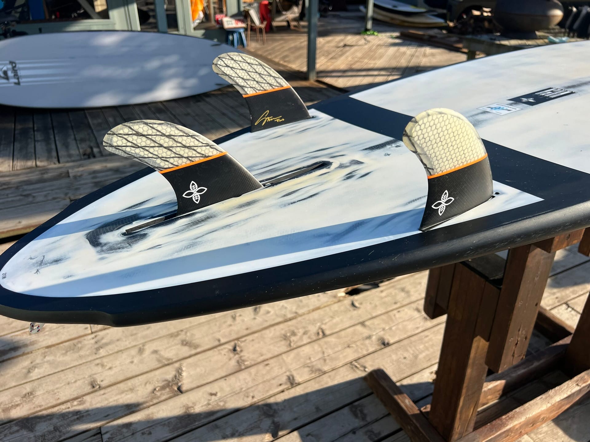 INFINITY NEW DEAL 9'0″ × 28″ / 104L | TED OCEAN SPORTS