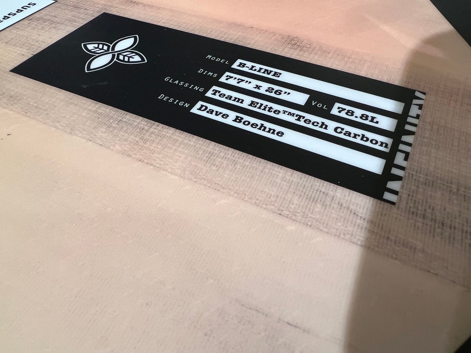 INFINITY / B-LINE 7'7″ × 26″ /78.8L | TED OCEAN SPORTS