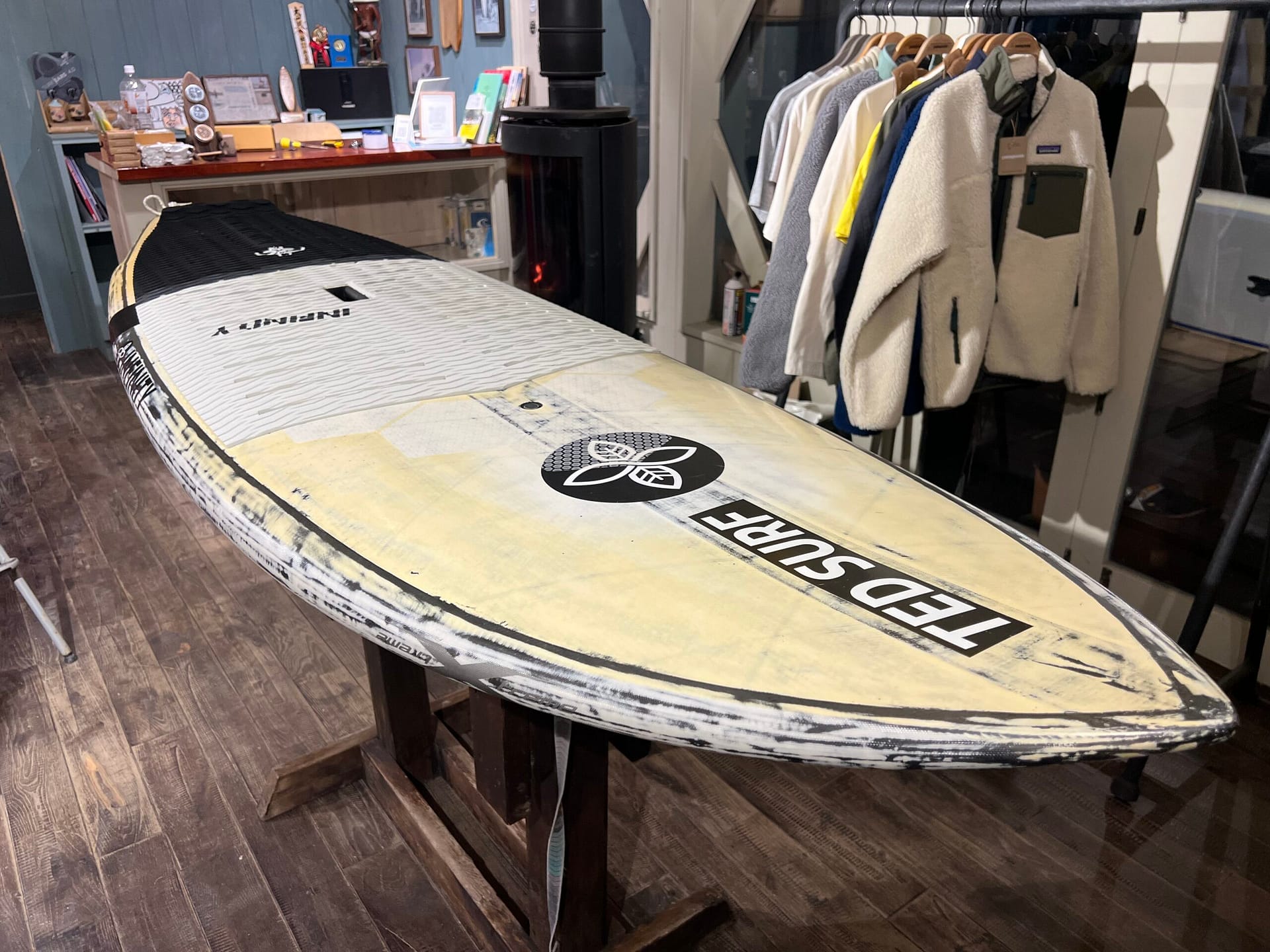 INFINITY / B-LINE 7'7″ × 26″ /78.8L | TED OCEAN SPORTS